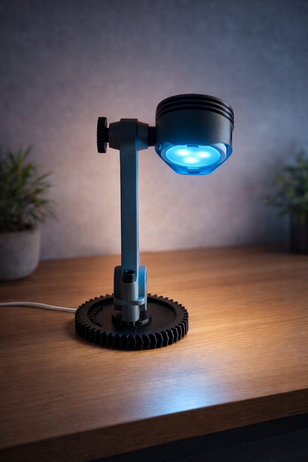 Piston Desk Lamp – USB Powered, Dimmable, 3-Color LED