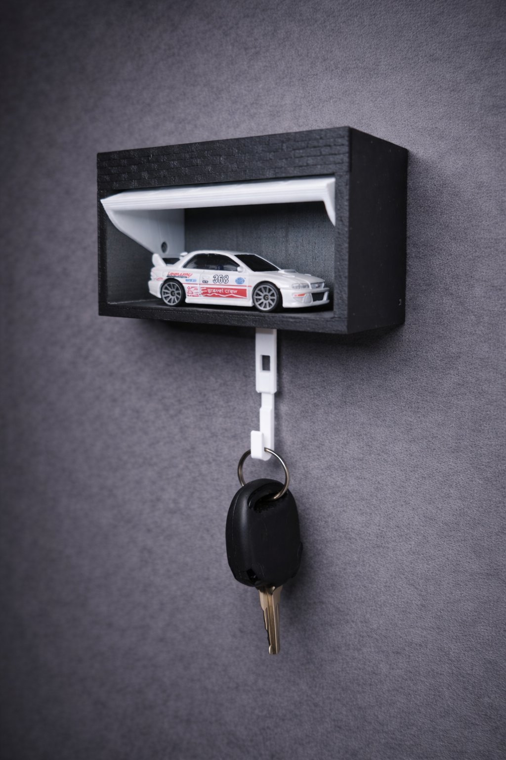 🔑 Mini Garage Key Holder – Automatic Open/Close Design